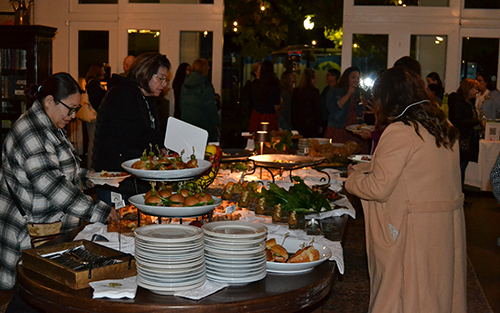 Grateful-Grazing-Table